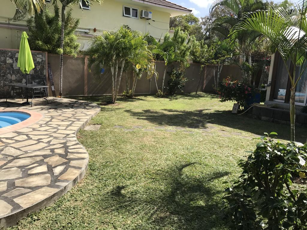 H&K Villa Blue Bay Exterior photo